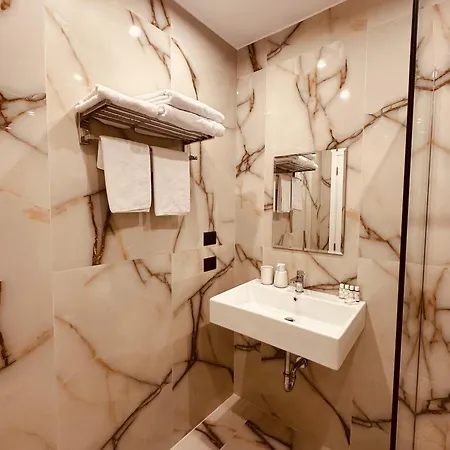 Azul Affittacamere 3*