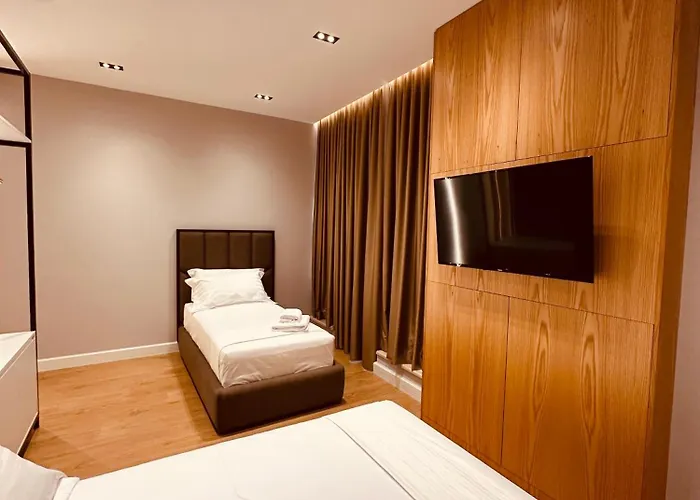 Pensión Azul Tirana